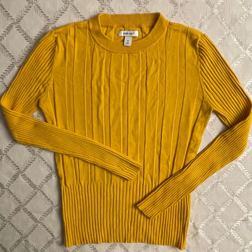 Nine West crewneck sweater, size XS